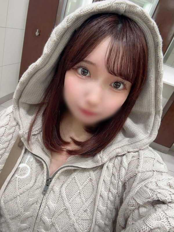 クリスタル京都 南町 もも